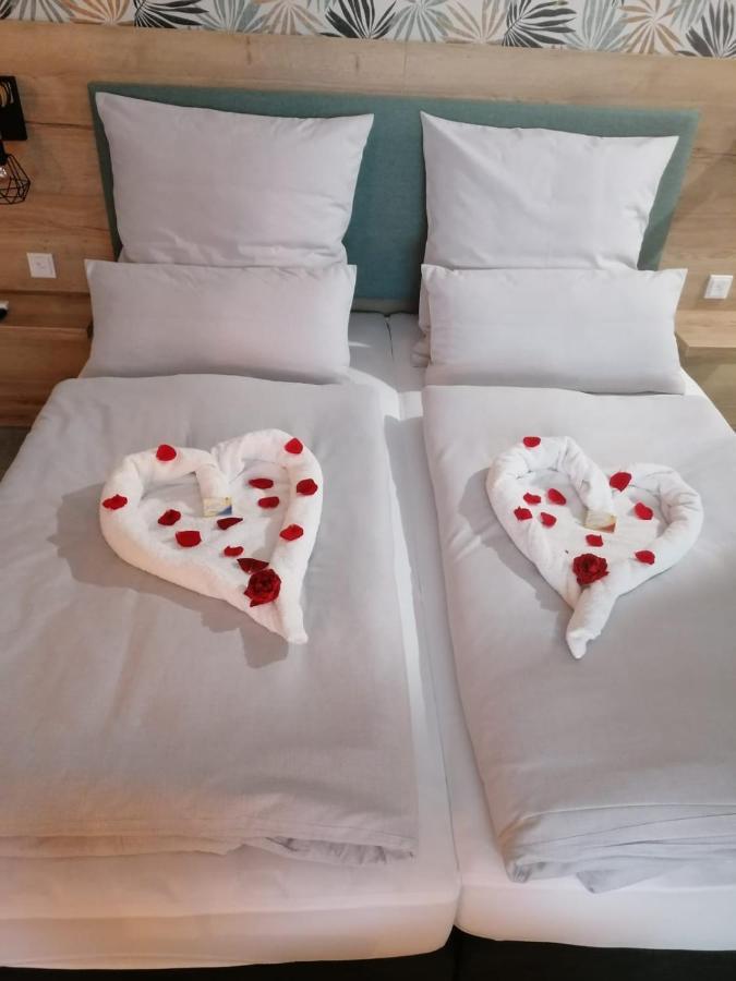 Hotel Le Filou Hille Zewnętrze zdjęcie